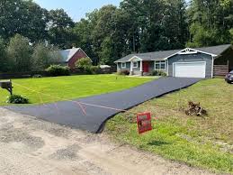 Best Asphalt Driveway Installation  in Hubbard, OR